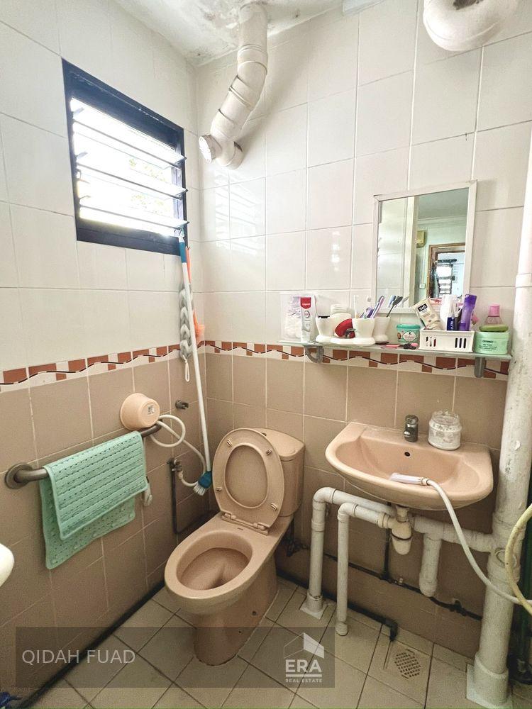 Prop-GPT: HDB - 3 room: D16 Bedok 44 Chai Chee Street