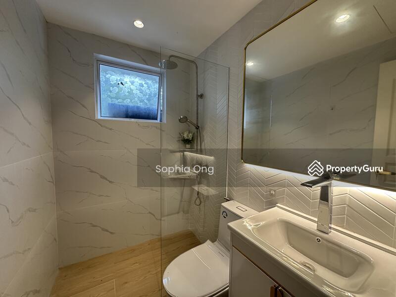  3 STOREY CORNER TERRACE @ PASIR RIS 