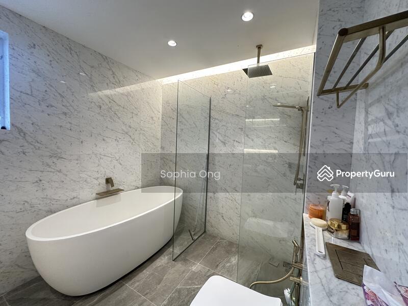  3 STOREY CORNER TERRACE @ PASIR RIS 