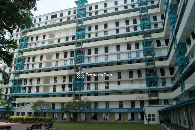 103 Henderson Crescent