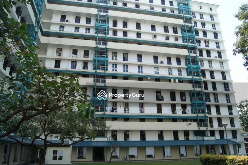 103 Henderson Crescent