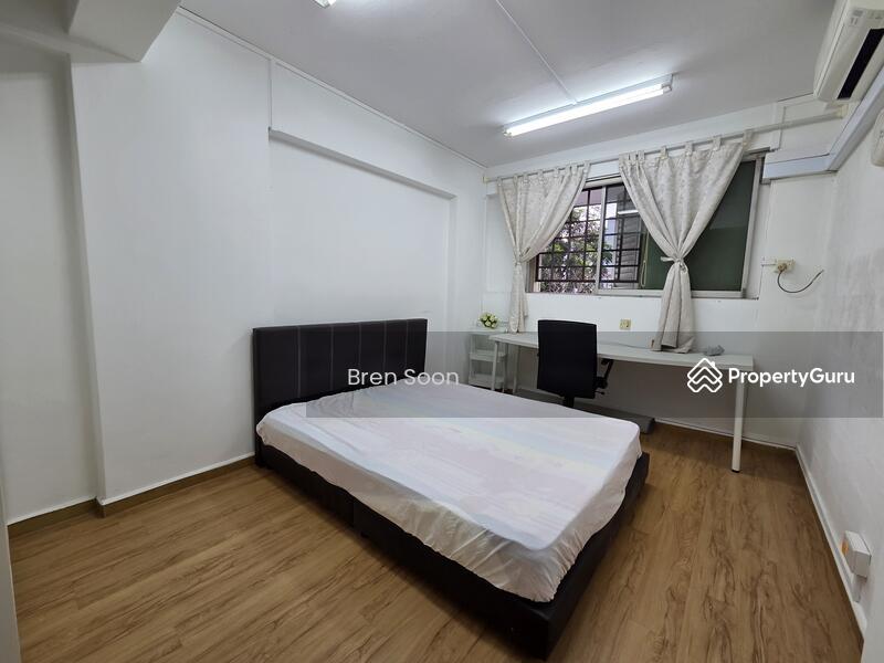 103 Henderson Crescent