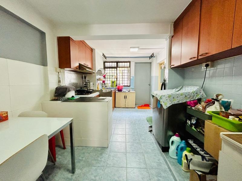 Prop-GPT: HDB Apartment: D12 Toa Payoh 83 Lorong 2 Toa Payoh