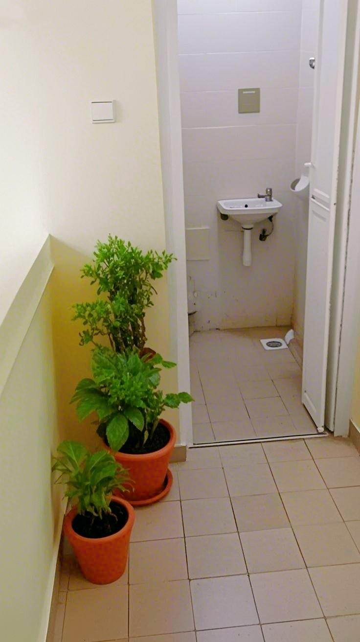 Summerhill Condominium For Sale, $2,400,0003 Bath 1,302 sqft $1,843.00 psf