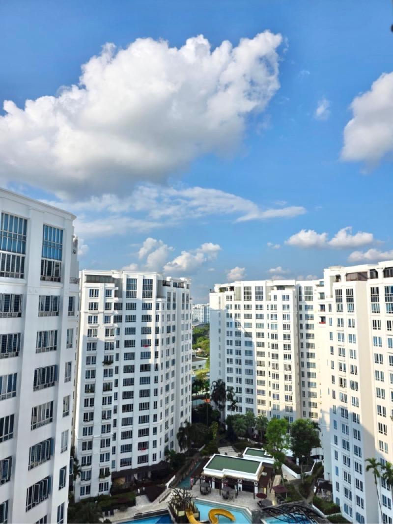 Northoaks Condominium For Sale, $1,499,999, 4 Bed 3 Bath 1,475 sqft $1,017.00 psf