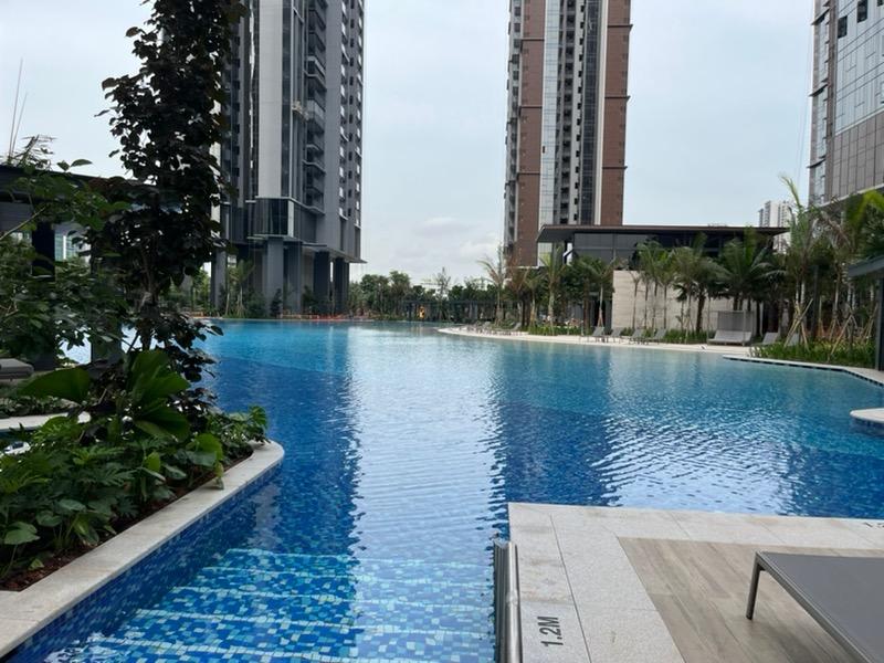 Parc Clematis Condominium For Sale, $950,000, 1 Bed 1 Bath 452 sqft $2,102.00 psf