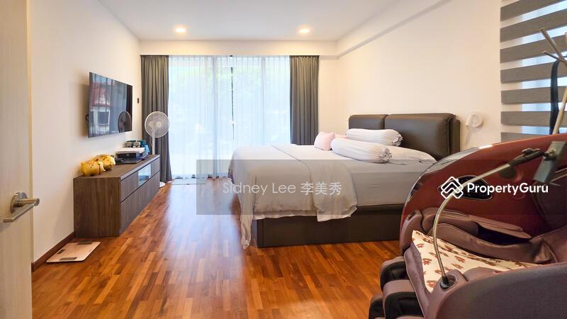 Brighton Ave Freehold Semi-D