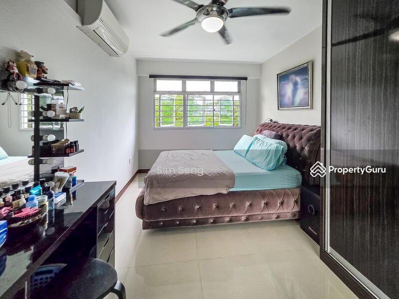 HDB Flat for Sale: Yishun, D27, 762511