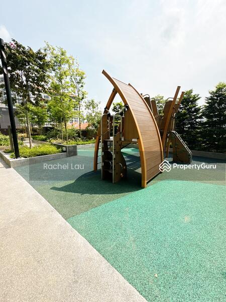 Condominium for Sale: D07, 188105