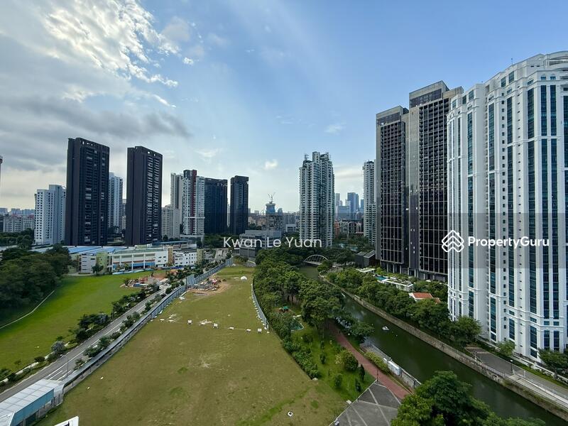 Condominium for Sale: D09, 239427
