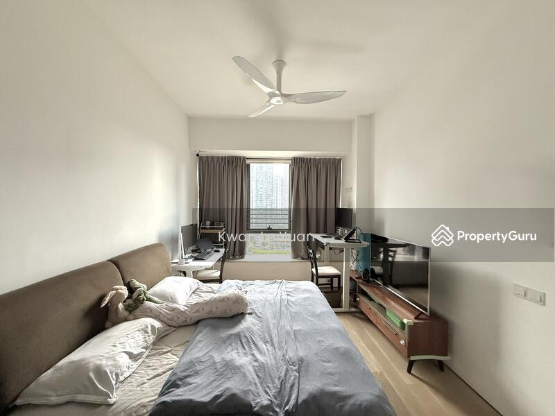 Condominium for Sale: D09, 239427