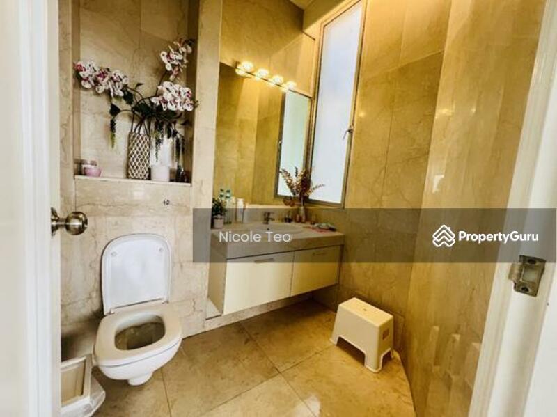 Condominium for Sale: D05, 118455