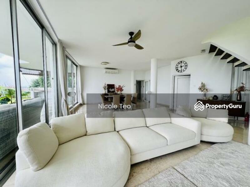 Condominium for Sale: D05, 118455