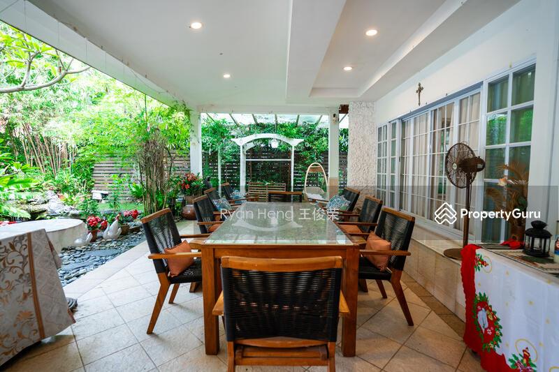 Prop-GPT: Semi-Detached: D16  Open House! Wide Frontage + Big Land! Ideal Family Home in Quiet Area