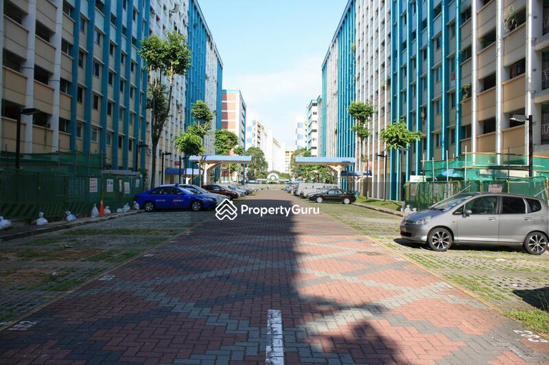 HDB Flat for Sale: Yishun, D27, 760726