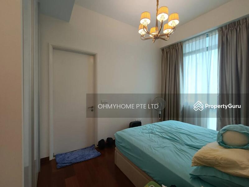 Kingsford Hillview Peak