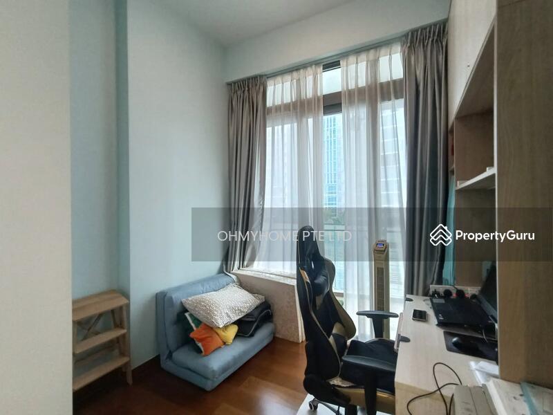 Kingsford Hillview Peak