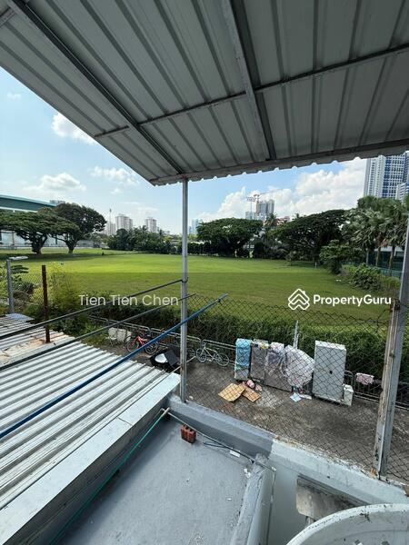 Walk-up Apartment for Sale: D08, 219315
