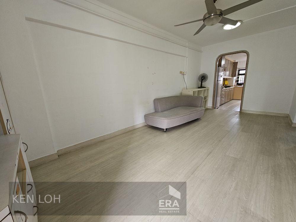 HDB - 2 room for Sale: Bedok South Avenue 2, Bedok, D16, 460033