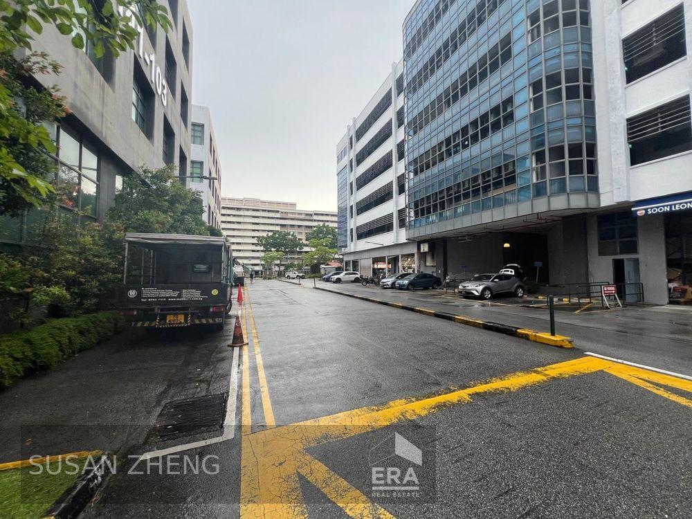 4 Storey Factory, Vacant Possession, Available Immediate.