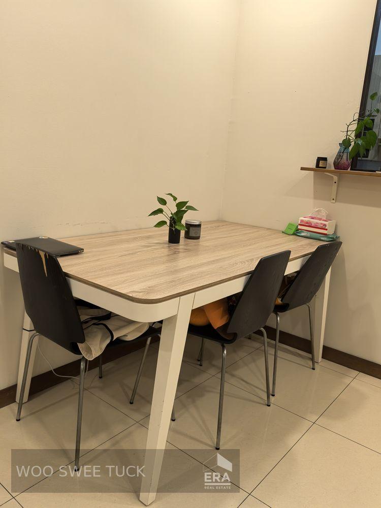 Prop-GPT: Condominium: D25 Woodlands La Casa