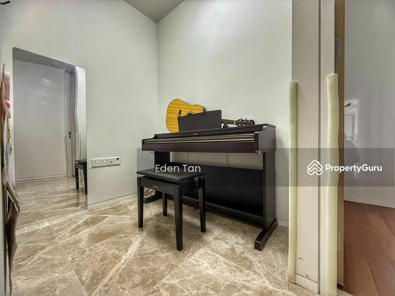 Condominium for Sale: D15, 439980