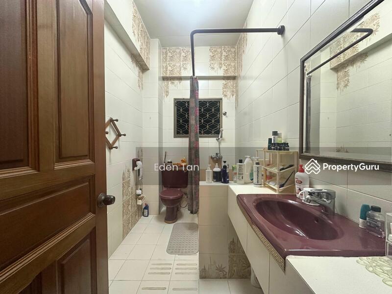 Detached for Sale: D19, 549273