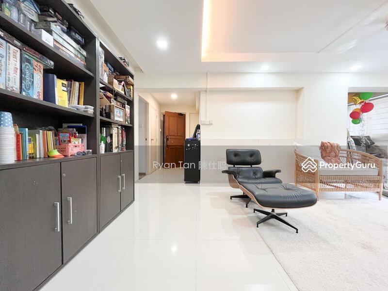 HDB Flat for Sale: D19, 550402