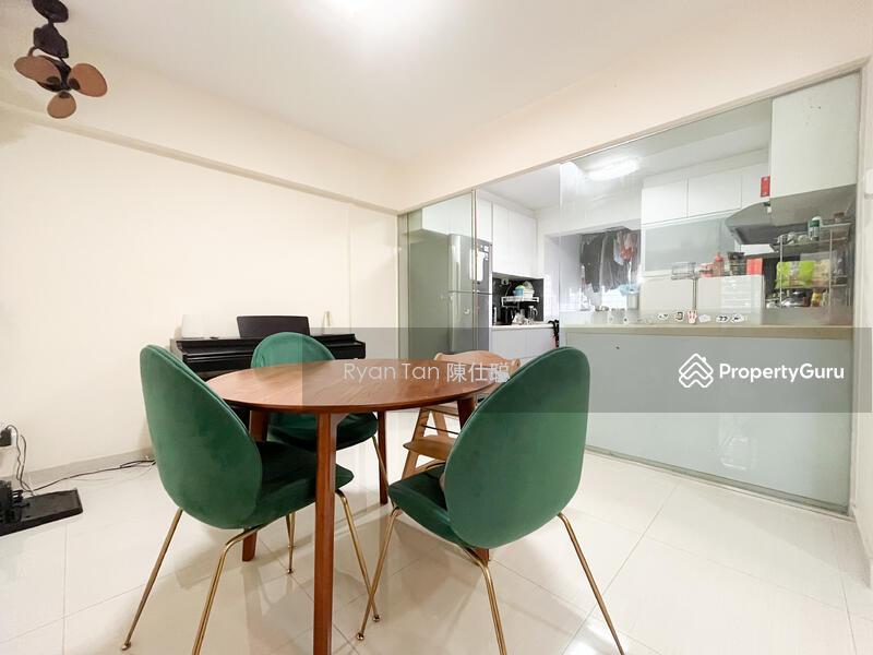HDB Flat for Sale: D19, 550402