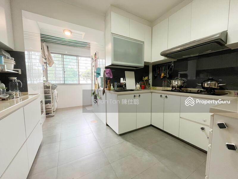 HDB Flat for Sale: D19, 550402