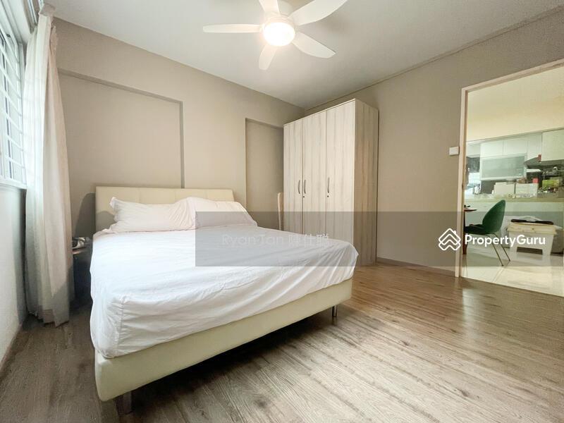HDB Flat for Sale: D19, 550402