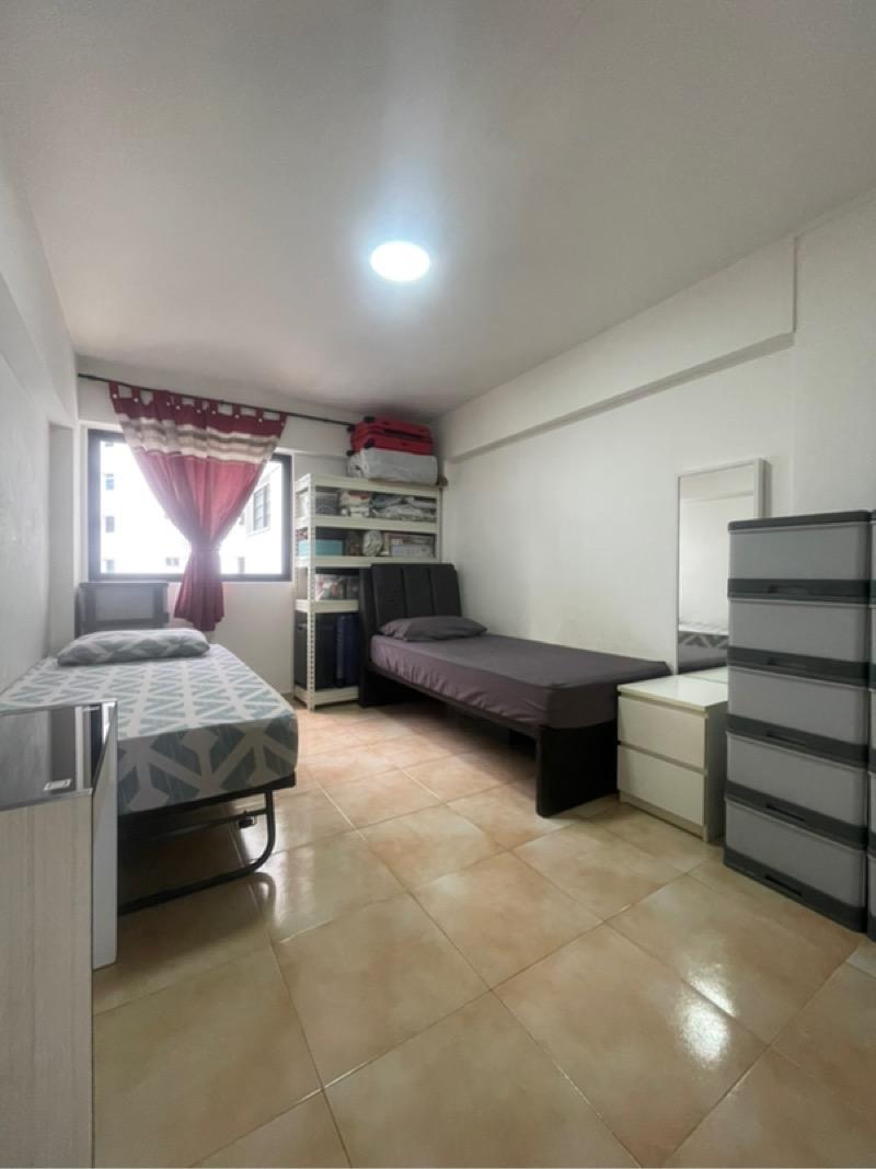 406 Tampines Street 41 HDB Apartment For Sale, $630,000, 3 Bed 2 Bath 957 sqft $658.00 psf