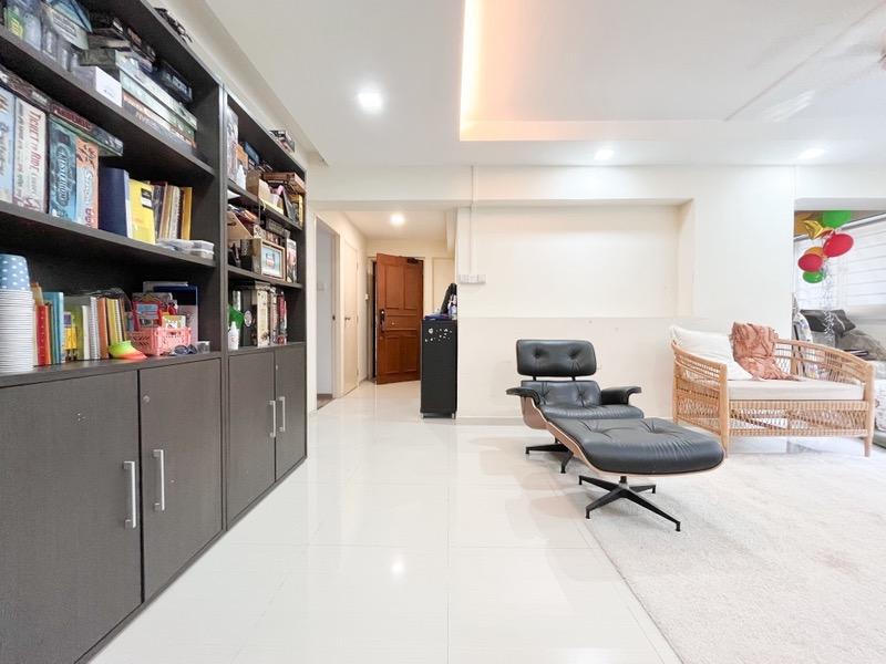 HDB Apartment for Sale: D19, 550402