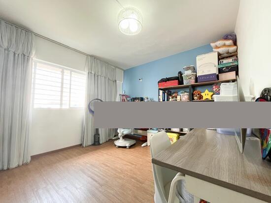 HDB Apartment for Sale: Yishun, D27, 760757