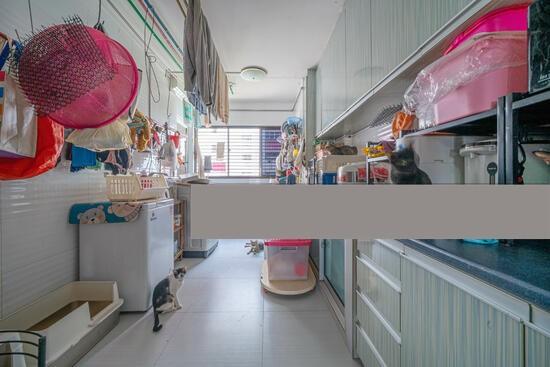 658 Hougang Avenue 8 HDB Apartment For Sale, $640,000, 3 Bed 2 Bath 1,109 sqft $577.00 psf