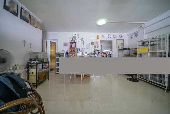 658 Hougang Avenue 8 HDB Apartment For Sale, $640,000, 3 Bed 2 Bath 1,109 sqft $577.00 psf