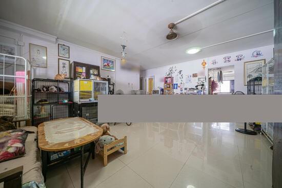 658 Hougang Avenue 8 HDB Apartment For Sale, $640,000, 3 Bed 2 Bath 1,109 sqft $577.00 psf