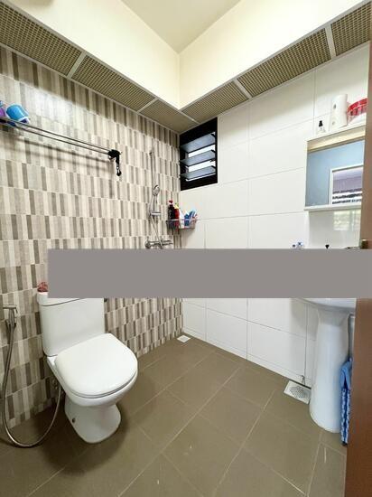 610C Tampines North Drive 1 HDB Apartment For Sale, $758,000, 3 Bed 2 Bath 1,001 sqft $757.00 psf