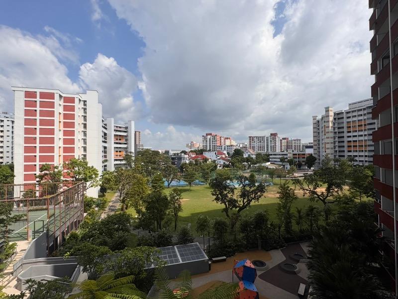 Riverfront Residences Condominium For Sale, $1,580,000, 3 Bed 2 Bath 915 sqft $1,727.00 psf