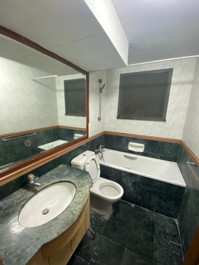 Palm Gardens Condominium For Sale, $1,033,333, 2 Bed 2 Bath 958 sqft $1,079.00 psf