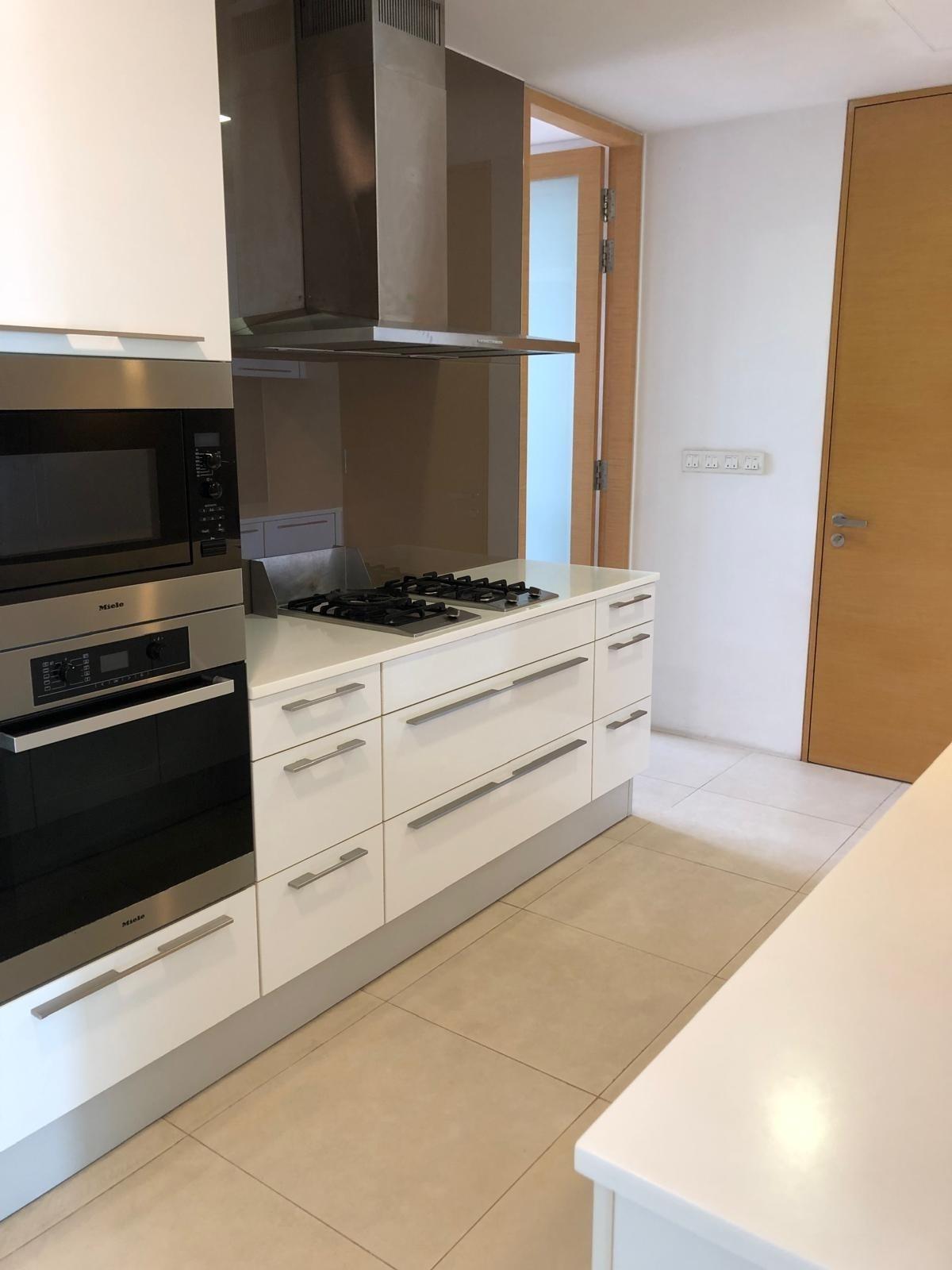Condominium for Sale: Cairnhill, D09, 229157