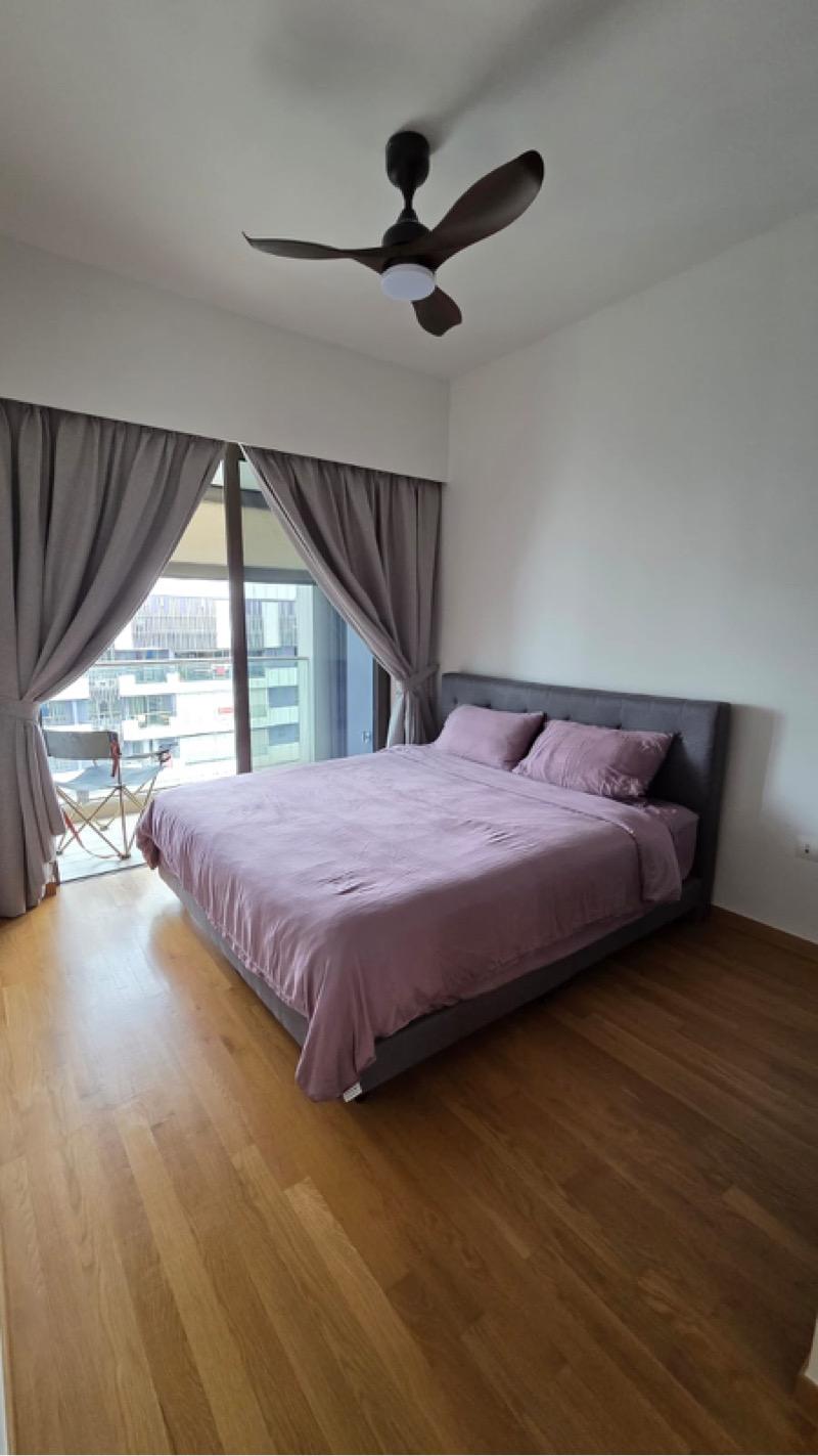 The Tre Ver Condominium For Sale, $2,400,000, 3 Bed 2 Bath 1,109 sqft $2,164.00 psf