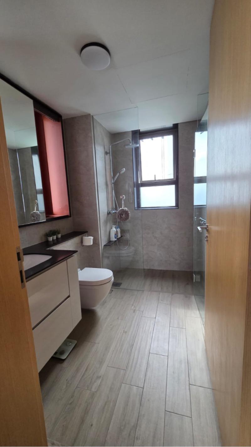 The Tre Ver Condominium For Sale, $2,400,000, 3 Bed 2 Bath 1,109 sqft $2,164.00 psf