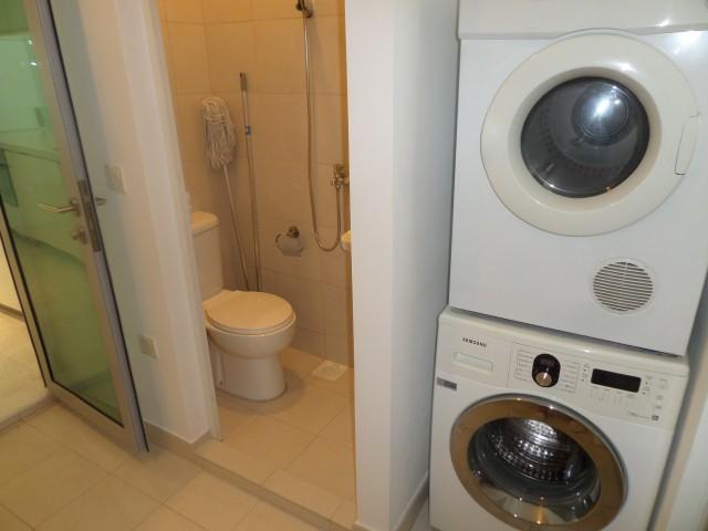Condominium for Sale: D09, 239896