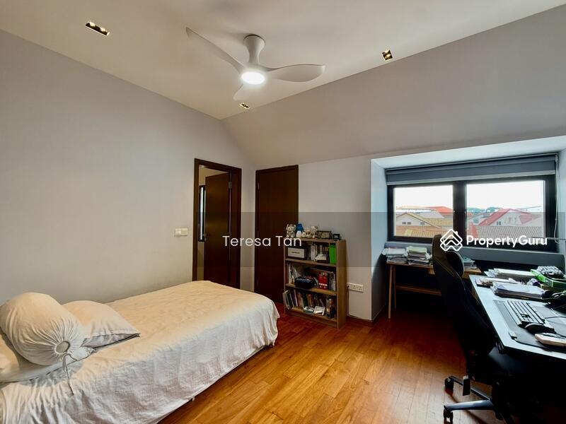 LANDED7772@CHEVIOT HILL966_7_7772 $5.XM