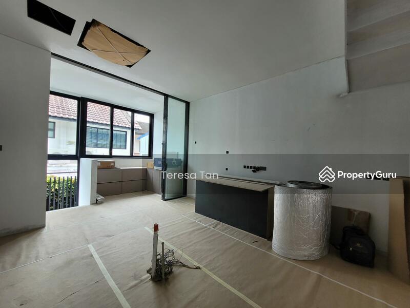 Terrace for Sale: Holland, D10, 278628