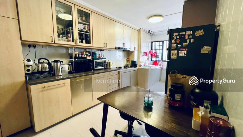 HDB Flat for Sale: D16, 460127