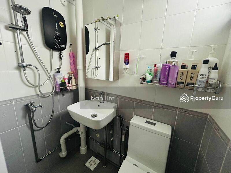 HDB Flat for Sale: D16, 460127