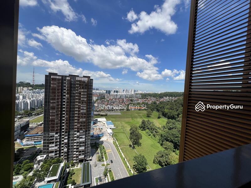 Prop-GPT: Condominium: D23 Hillview Midwood