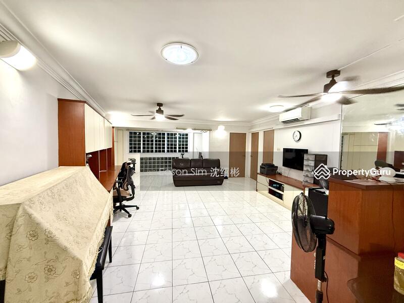Prop-GPT: HDB Flat: D27  469B Admiralty Drive